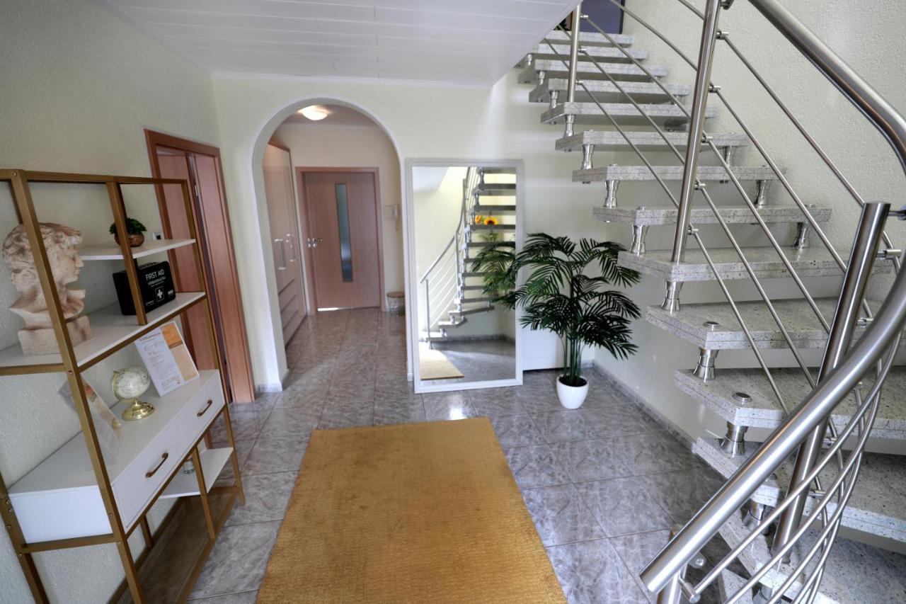 Goldhouse - Sauna, Whirlpool, Switch, Darts & Mehr Andernach Exterior foto