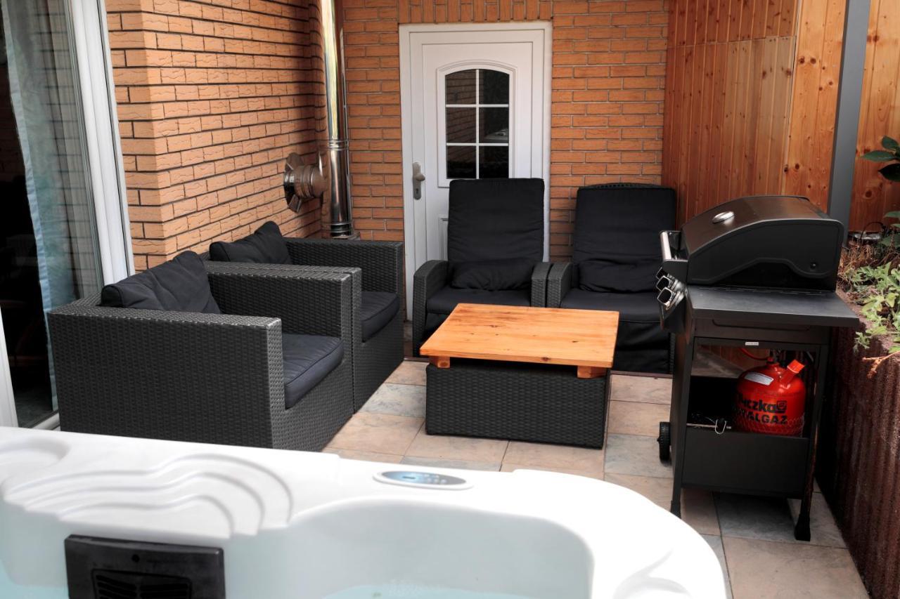 Goldhouse - Sauna, Whirlpool, Switch, Darts & Mehr Andernach Exterior foto